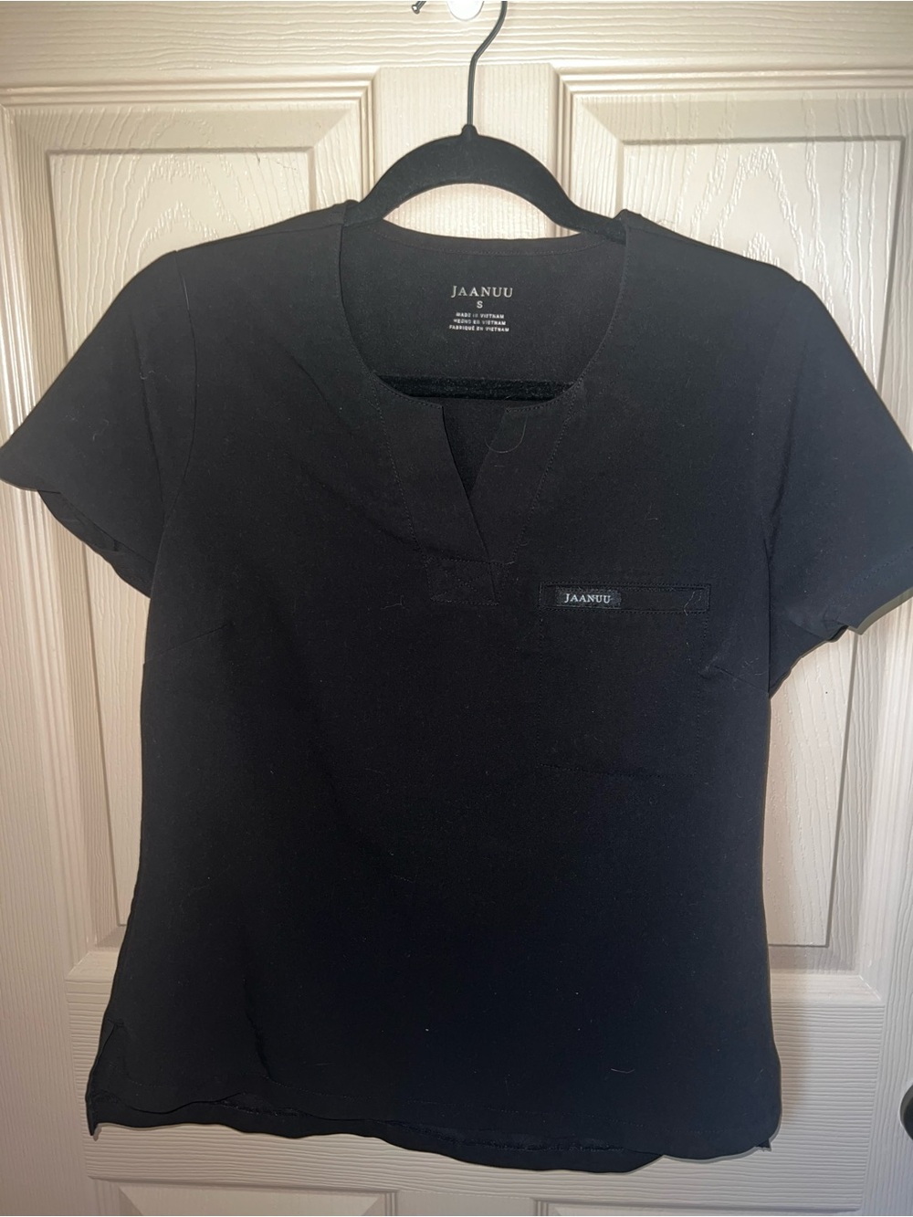 Jaanuu Black Short Sleeve V-Notch Scrub Top
